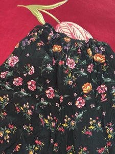 Floral Maxi skirt