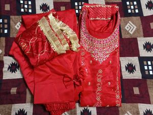 Red Kurta Set with Intricate Embroidery