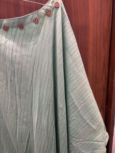Striped Button-Accent Kurta One Sided Shoulder