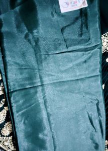 Elegant Green Kurta Set with Intricate Embroidery