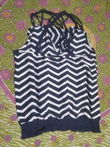 women's top