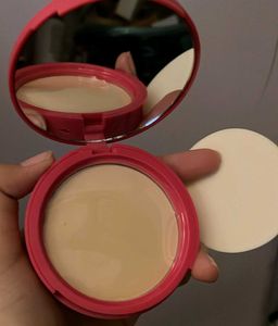 Mila Beaute Sunshield Sunscreen Compact SPF 50+