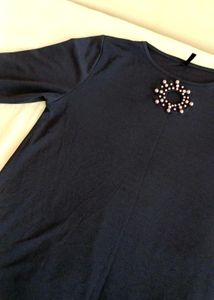 Elegant Navy Dress with Pearl Detail