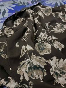 Women's floral top