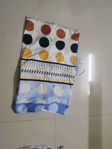 Bedsheet With 2 pillow covers
