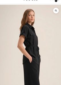 Stylish Black Short Sleeve Top