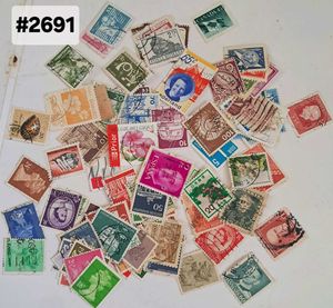100 Vintage Stamp Collection - Various Countries