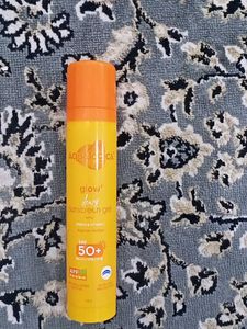 Aqualogica Glow Dewy Sunscreen Gel SPF 50+