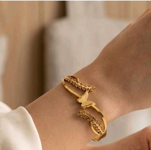 Elegant Butterfly &amp; Leaf Bangle Bracelet