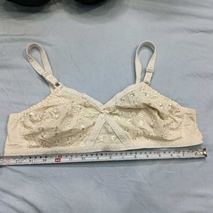 Vintage❤️ Embroidered Cotton Bra