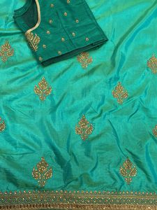 Beautiful 🌲Teal Saree with Blouse