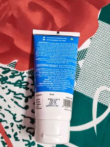 The Derma Co 2% Vitamin C Gel Daily Face Wash with