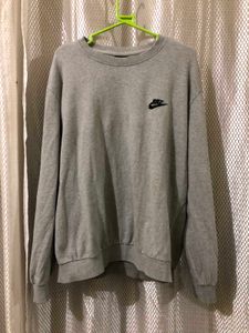 Vintage Nike Grey Crewneck Sweatshirt