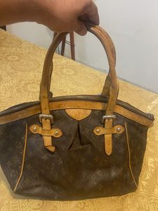 Louis Vuitton vintage hand bag