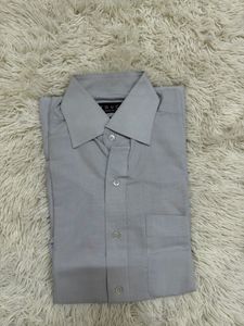 Men's Classic Grey Dress Shirt