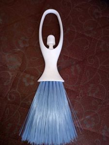 Mini Dusting Brush