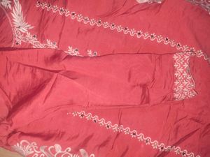 Beautiful Pink Embroidered Kurta