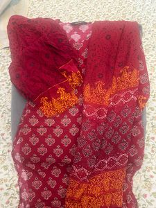 red kurta set