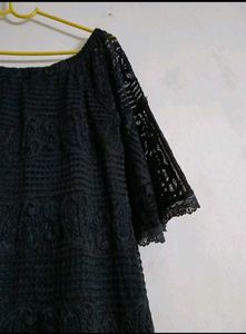 Elegant Black bodycon Dress with stylish sleeves