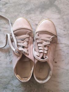 Casual Sneakers for women