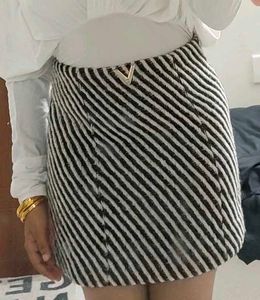 Chic Striped Mini Skirt