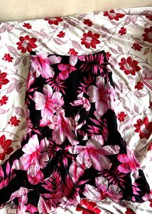 Vibrant Floral Print Skirt