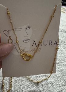 Elegant Gold Knot Necklace