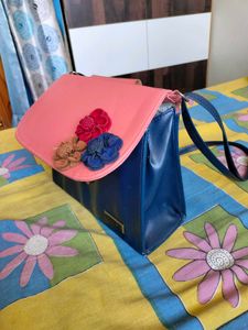 Cute Blue & Pink Floral Handbag