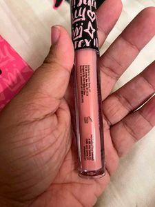 Juicy Couture plumping Lip Gloss