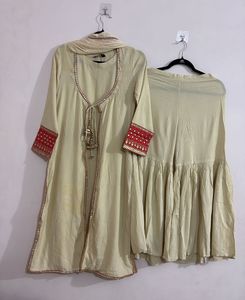 kareena Kapoor Inspire Kurta Set