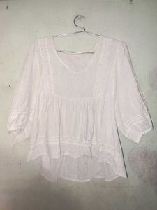 White Cotton Peplum top 💗