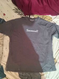 SHEIN Grey Graphic T-Shirt