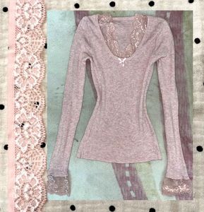 Lace pink coquette sweater 🦢🎀