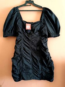 H & M Black Ruched Puff Sleeve Dress