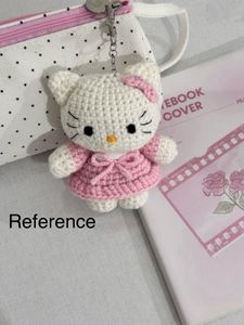 Crochet Hello Kitty keychain(1 piece)