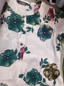 Elegant Floral Print Kurta ✨