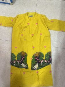 kids Yellow Kurta Set with Floral Print