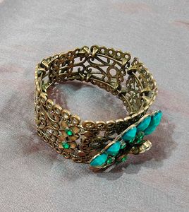 Peacock Statement Cuff Bracelet🦚