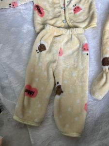 Cute Baby Clothes Set for winters