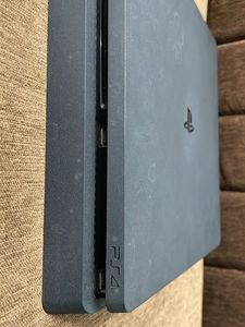 PlayStation 4 (1TB)