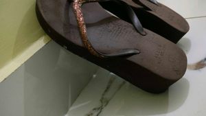Beautiful ,Guiltry Part &amp; Comfortable Slipper