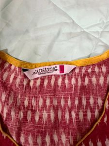 Stylish Red &amp; White Ikat Print Kurta