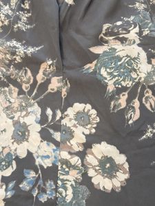Floral Sleeveless Blouse