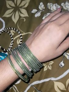 Green Bangles Set