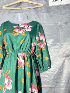 SHEIN Green Floral Midi Dress