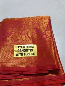 Beautiful Silk Saree with blouse piece