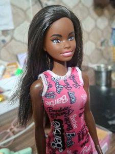 Barbie Doll - Fashionable Playtime Fun