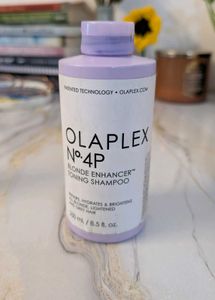 Olaplex No. 4P Blonde Enhancer Toning Shampoo