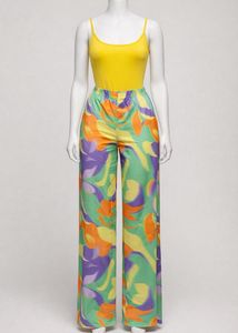 URBANIC Vibrant Swirl Pattern Leggings