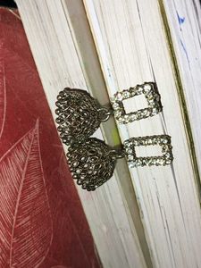 Fashionable Jhumka Earrings